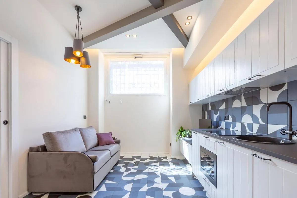 3Fo6 -Navigli-Duomo - Luxury Modern Apartment Milan